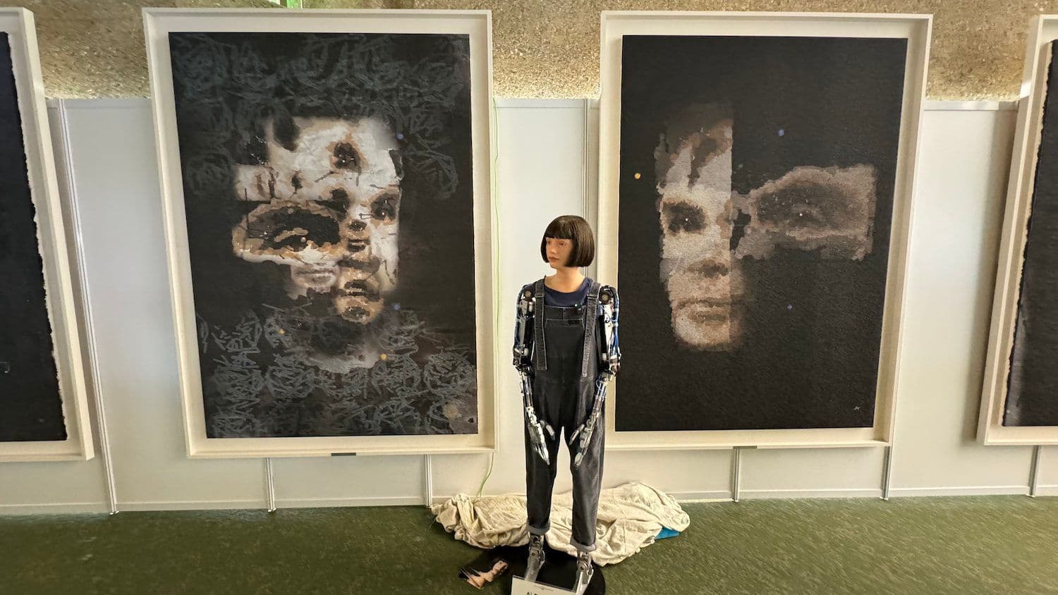 Humanoid Robot's Art Sold At An Auction