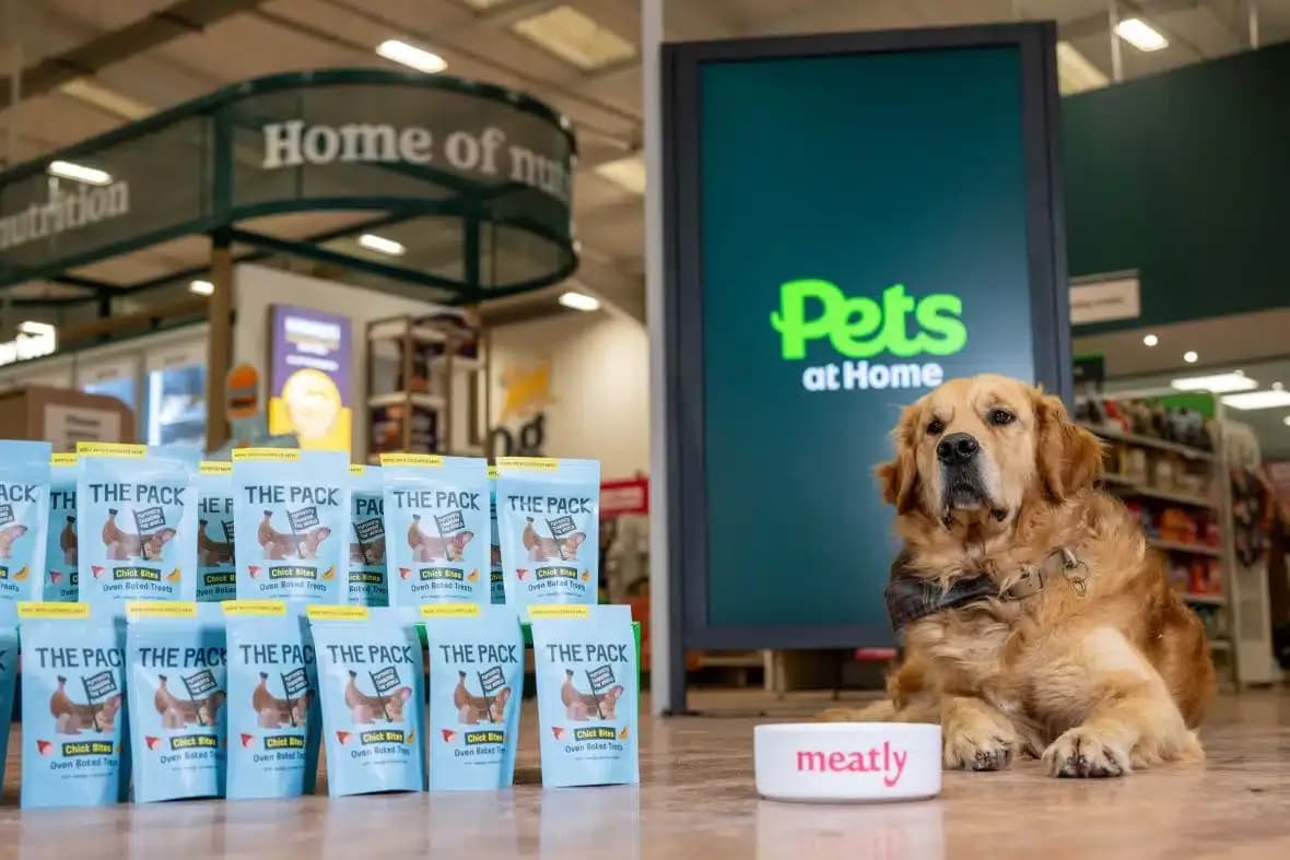 Lab-Grown Meat Treats for Dogs Hit UK Markets